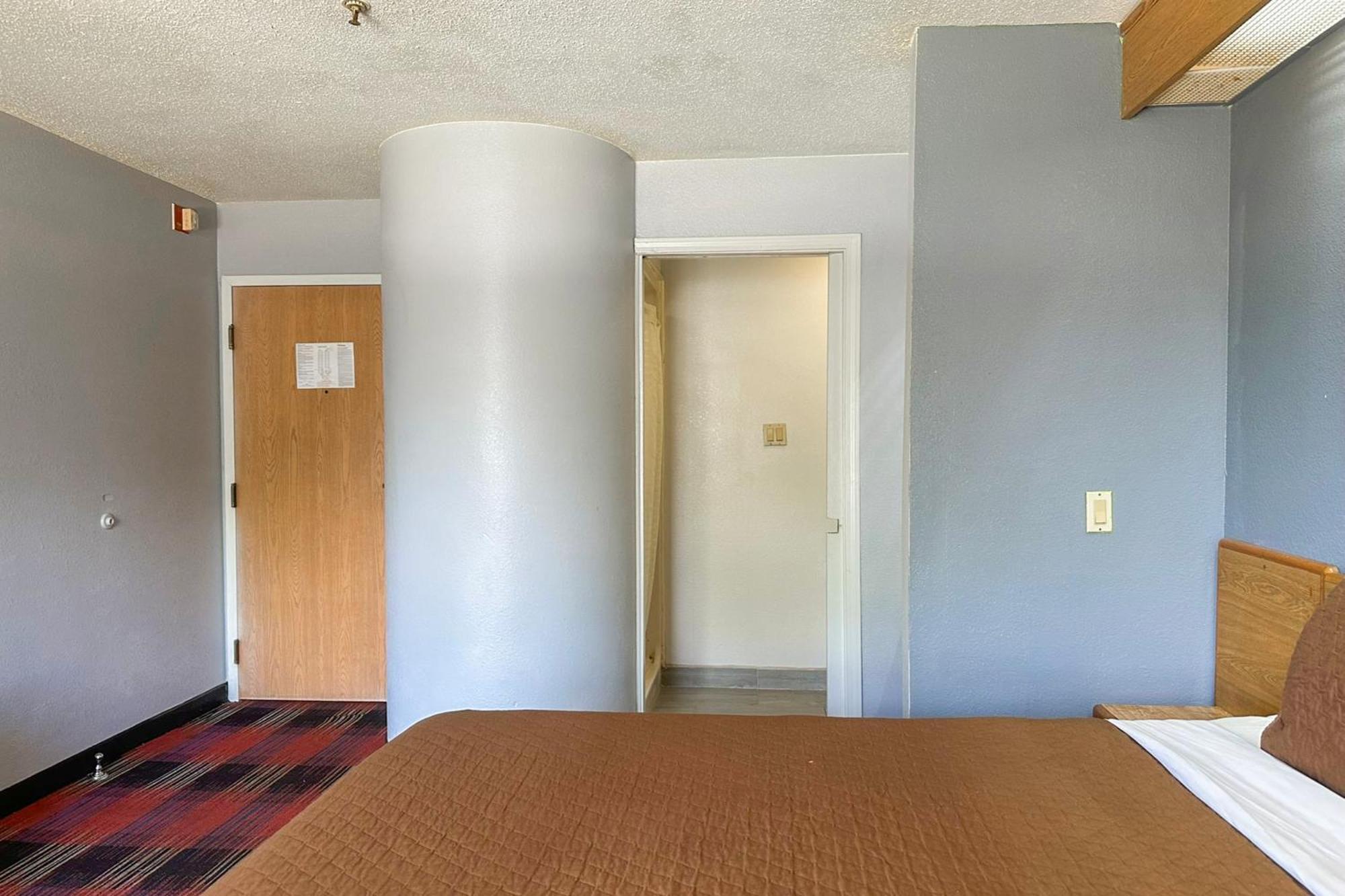 Classic Inn By Oyo I- 240 Near Memphis Airport Esterno foto