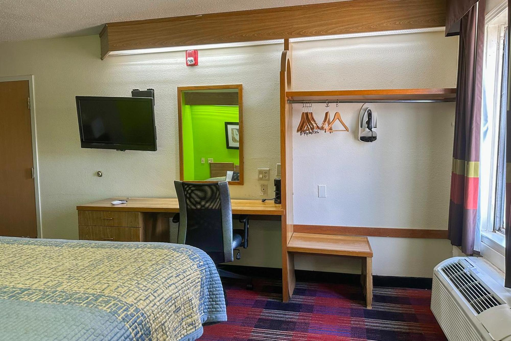 Classic Inn By Oyo I- 240 Near Memphis Airport Esterno foto
