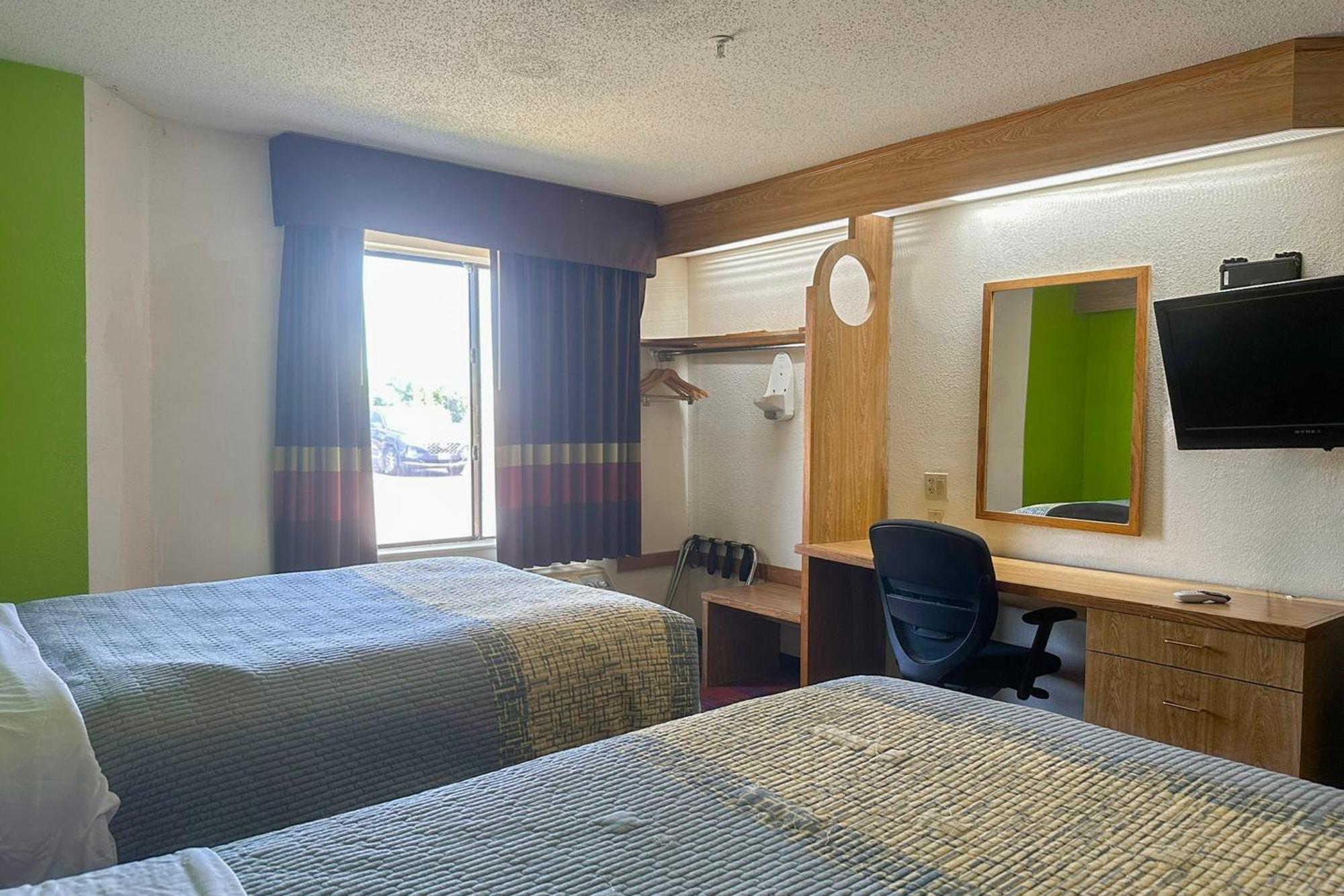 Classic Inn By Oyo I- 240 Near Memphis Airport Esterno foto