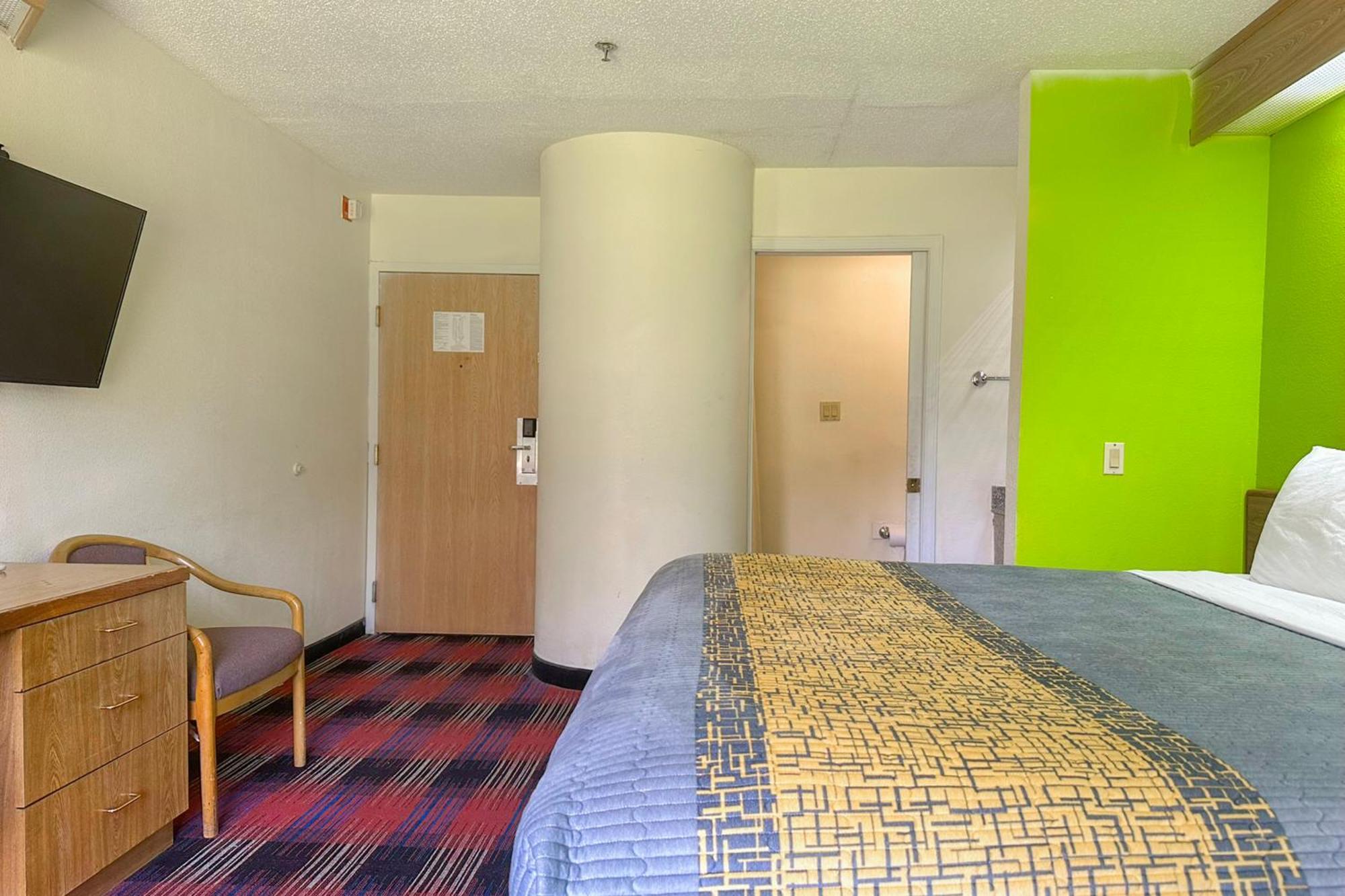 Classic Inn By Oyo I- 240 Near Memphis Airport Esterno foto