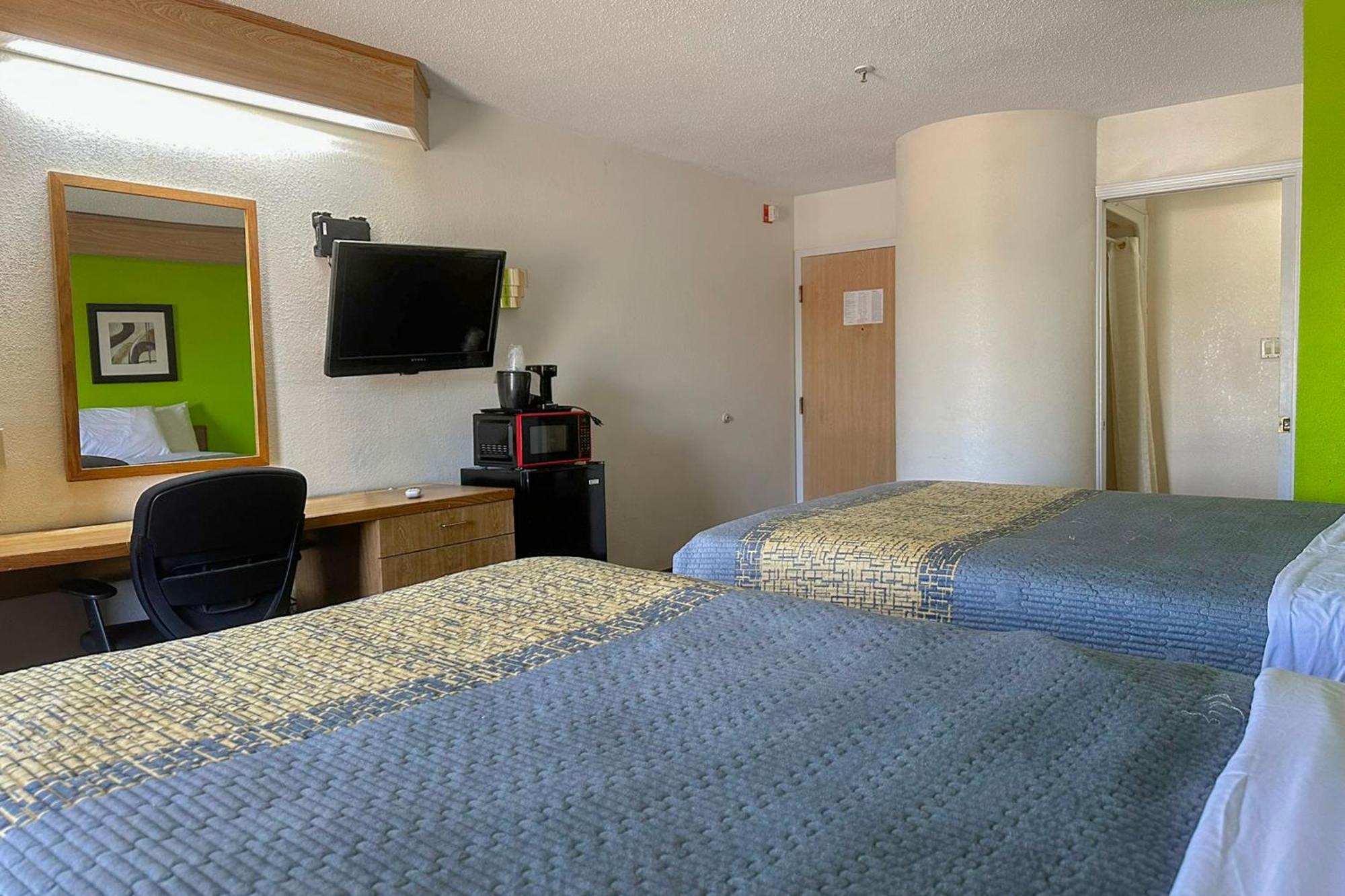 Classic Inn By Oyo I- 240 Near Memphis Airport Esterno foto