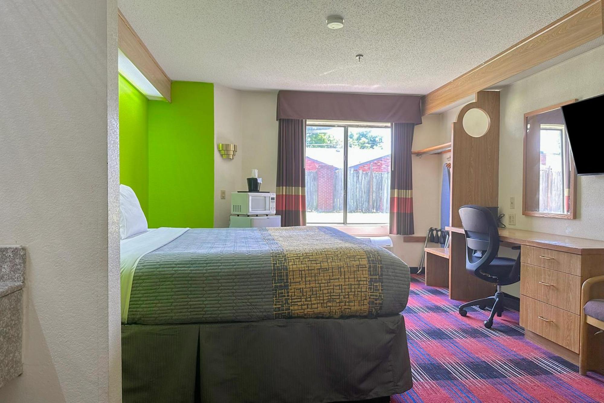 Classic Inn By Oyo I- 240 Near Memphis Airport Esterno foto